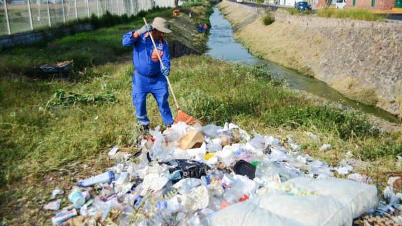 Capital ha recolectado 500 toneladas de residuos en la limpieza de drenes